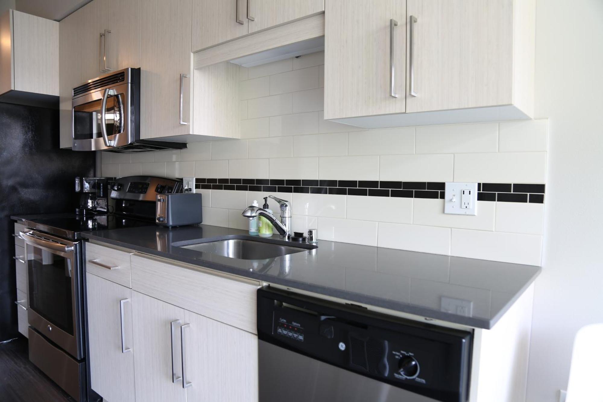 Queen Anne Abode - 1 Block From Cpa! - Free Parking! 西雅图 外观 照片